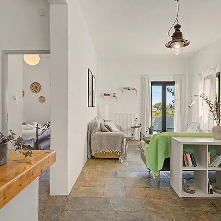 Semesterbostad The House By The Sea *